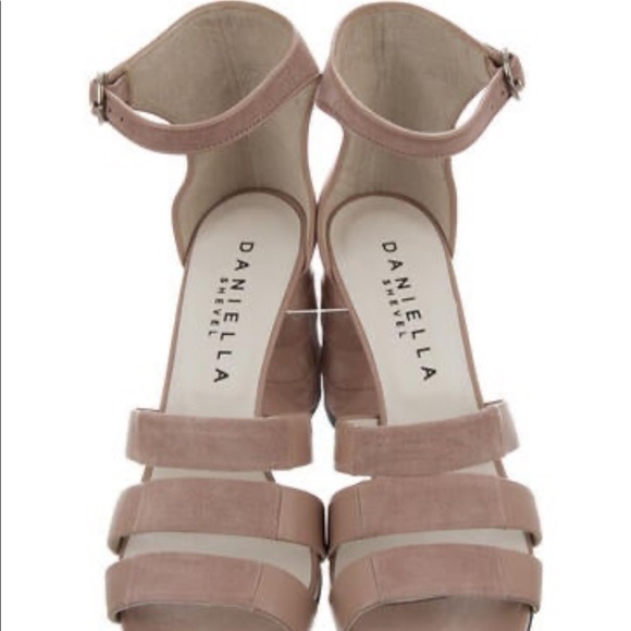 Daniella Shevel dusty Pink, Block heel Suede - size 9 Beautiful shoes - Picture 6 of 11